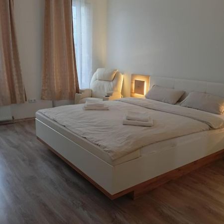 Apartments Angels O K B 알텐부르크 외부 사진